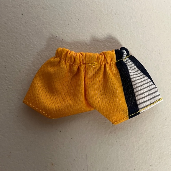 Indiana Pacers 0 Jersey Sneakers 3 Piece Outfit For Labubu Basketball Yellow - Picture 5 of 6